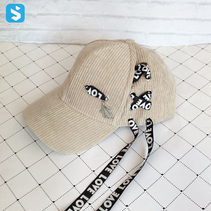 Long ribbon baseball cap